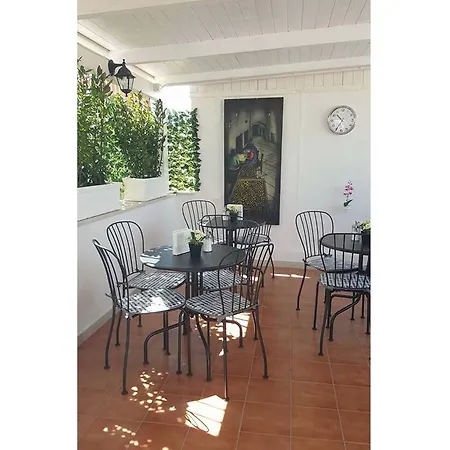 Alojamento de Acomodação e Pequeno-almoço Vecchia Dimora
